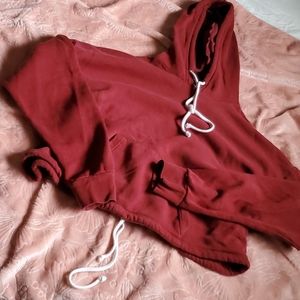 Drawstring cropped hoodie